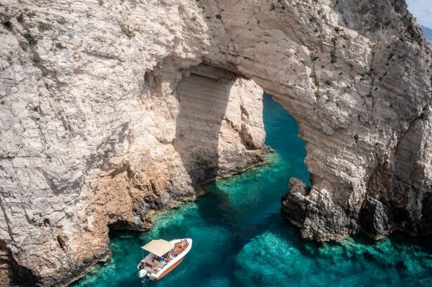 Keri-Caves-in-Zakynthos-by-private-boat-with-LTZ-614x768-1